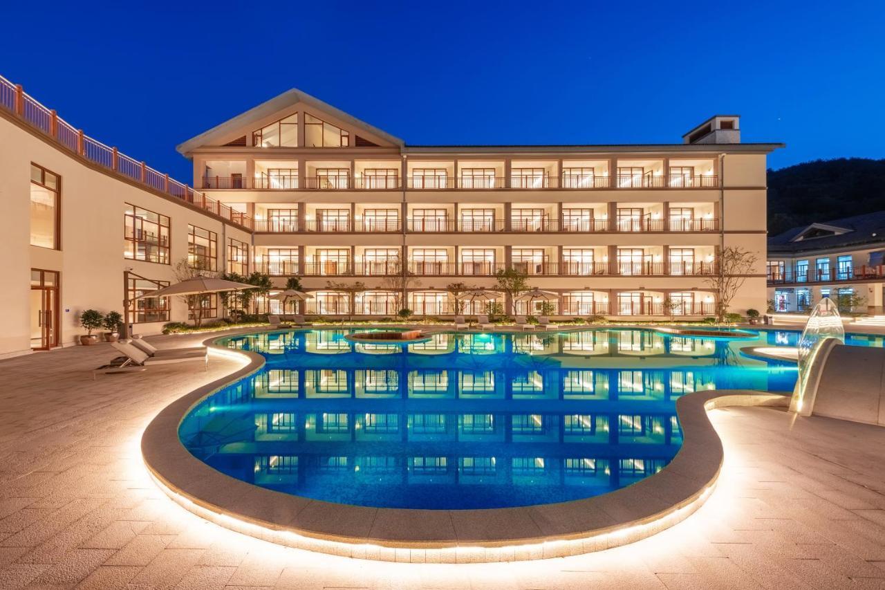 Chun'an Novotel Qiandao Lake מראה חיצוני תמונה