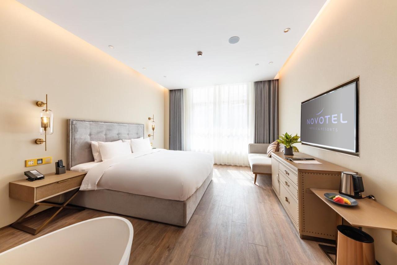 Chun'an Novotel Qiandao Lake מראה חיצוני תמונה